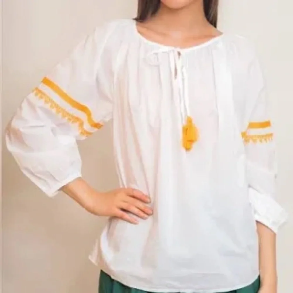 J CREW Raglan Popover white blouse with orange embroidery and 3/4 sleeves size M